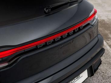 Porsche Macan Electrique T — photo 39