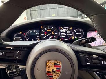 Porsche 992 I Carrera 4S — photo 19