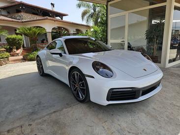 Porsche 992 I Carrera 4S — photo 9