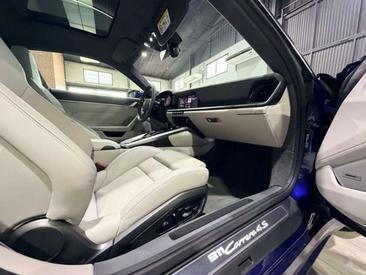 Porsche 992 I Carrera 4S — photo 39