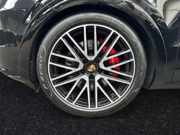 Porsche Cayenne III GTS — photo 3