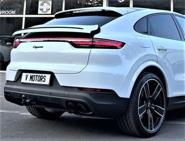 Porsche Cayenne III E-Hybrid Platinum Edition — photo 14
