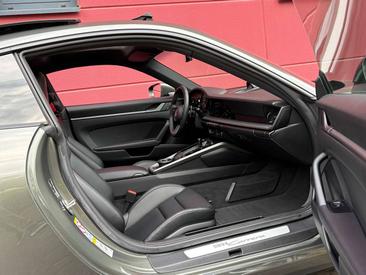 Porsche 992 I Carrera — photo 19