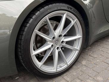 Porsche 992 I Carrera — photo 22