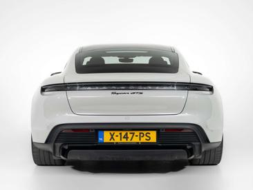 Porsche Taycan GTS — photo 15