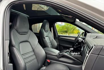 Porsche Cayenne III E-Hybrid Platinum Edition — photo 23