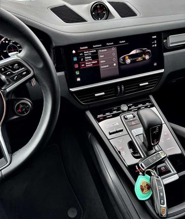 Porsche Cayenne III E-Hybrid Platinum Edition — photo 35