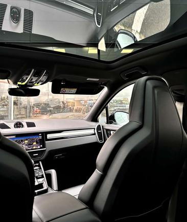 Porsche Cayenne III E-Hybrid Platinum Edition — photo 44