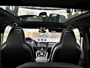 Porsche Cayenne III E-Hybrid Platinum Edition — photo 48