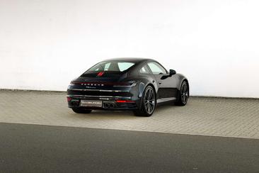 Porsche 992 I Carrera 2 — photo 19