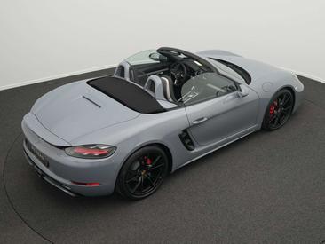 Porsche 718 Boxster S — photo 13