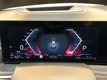 BMW X5 M Sport XDrive50e — photo 12