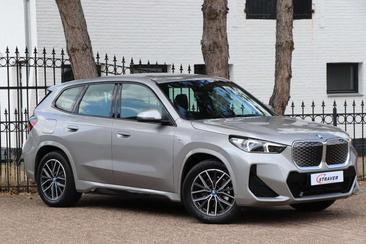 BMW IX1 M Sport EDrive20 — photo 6