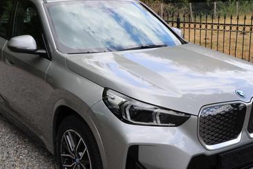 BMW IX1 M Sport EDrive20 — photo 29