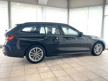 BMW 318i — photo 6