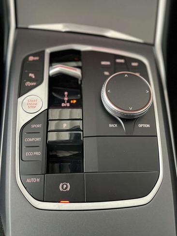 BMW 318i — photo 14