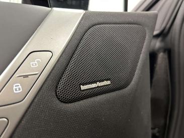 BMW IX M70 — photo 16