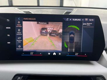 BMW X1 18i SDrive — photo 11
