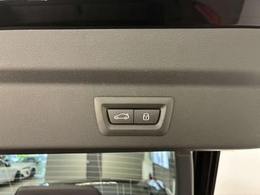 BMW IX2 EDrive20 — photo 5