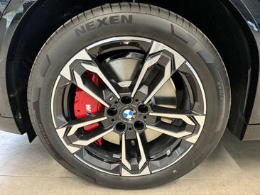 BMW IX2 EDrive20 — photo 6