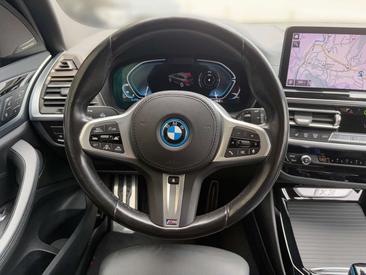 BMW iX3 — photo 11