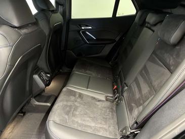 BMW IX2 EDrive20 — photo 15
