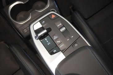 BMW X1 18i SDrive — photo 13