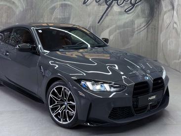 BMW M4 Competition XDrive — photo 14