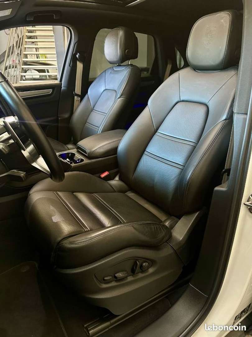 Porsche Cayenne II E-Hybrid Platinum Edition - 2023 - Joinsteer - #11