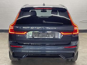 Volvo XC60 B5 R-Design — photo 7