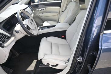 Volvo XC90 B5 Plus — photo 4