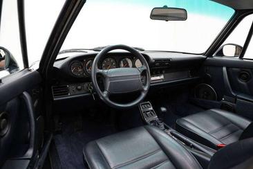 Porsche 964 CARRERA 4 — photo 19