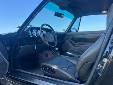 Porsche 993 Carrera — photo 2