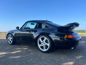 Porsche 993 Carrera — photo 6
