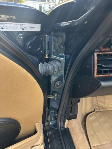 Porsche 964 — photo 21