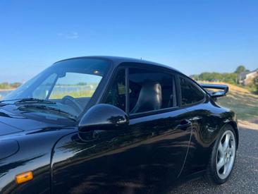 Porsche 993 Carrera — photo 11