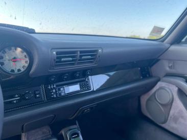 Porsche 993 Carrera — photo 12