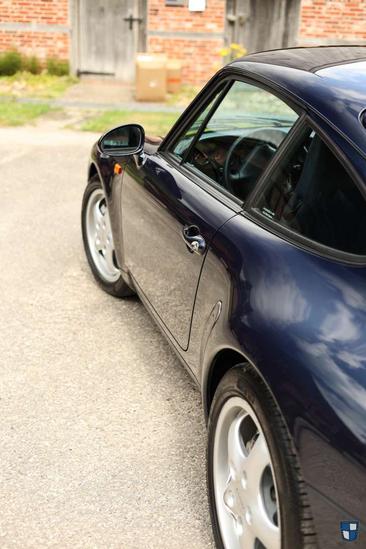 Porsche 993 CARRERA 4 — photo 35