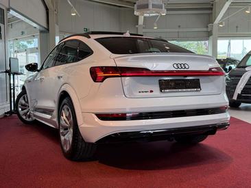 Audi E-tron Sportback — photo 2
