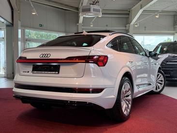 Audi E-tron Sportback — photo 4