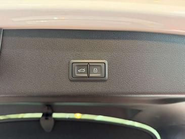 Audi E-tron Sportback — photo 6