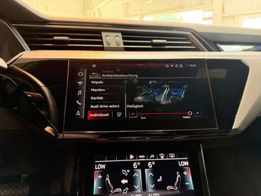 Audi E-tron Sportback — photo 20