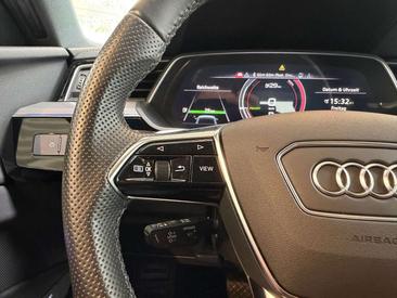 Audi E-tron Sportback — photo 26