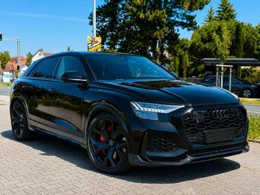 Audi RSQ8 — photo 3