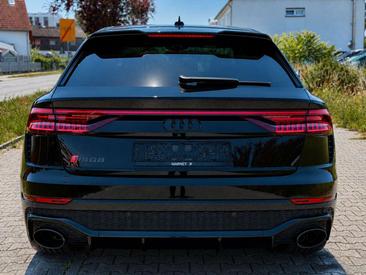Audi RSQ8 — photo 6