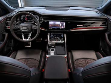 Audi RSQ8 — photo 11