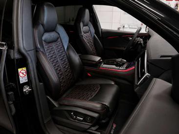 Audi RSQ8 — photo 13