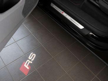 Audi RSQ8 — photo 26