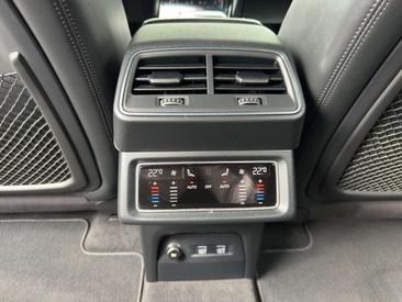 Audi E-tron Sportback S Line 55 — photo 21
