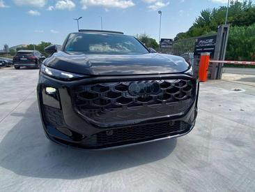 Audi Q3 S Line Sportback — photo 3